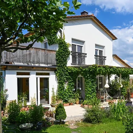Ferienhaus Haus Mit Mediterranem Flair
