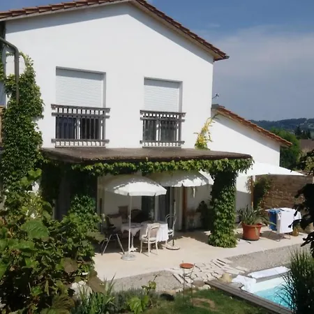 Ferienhaus Haus Mit Mediterranem Flair *